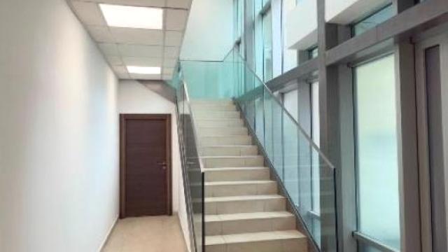 Poslovni prostor, Izdavanje, 440m2, Retenzija, Zemun, Džona Kenedija
