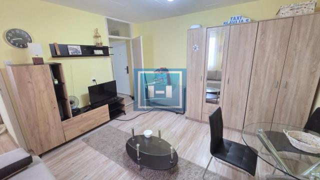 Stan, Jednosoban, Izdavanje, 27m2, Centar, Gradska lokacija, Ćuprija
