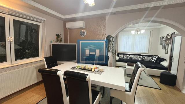 Kuća, Petosoban, Prodaja, 222m2, Novo Selo, Gradska lokacija, Paraćin