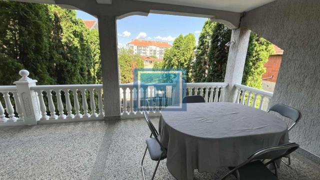 Kuća, Petosoban, Prodaja, 222m2, Novo Selo, Gradska lokacija, Paraćin
