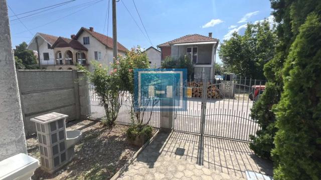Kuća, Petosoban, Prodaja, 222m2, Novo Selo, Gradska lokacija, Paraćin