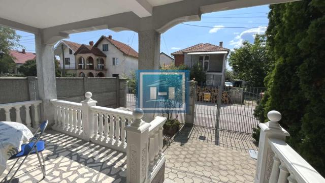 Kuća, Petosoban, Prodaja, 222m2, Novo Selo, Gradska lokacija, Paraćin