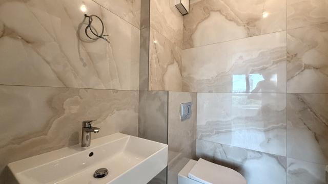 Poslovni prostor, Trosoban, Izdavanje, 70m2, Bulevar heroja sa Košara