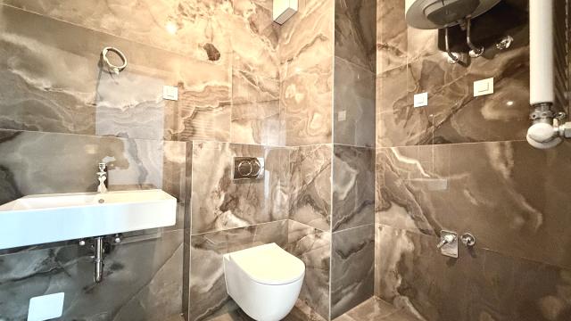 Poslovni prostor, Trosoban, Izdavanje, 70m2, Bulevar heroja sa Košara