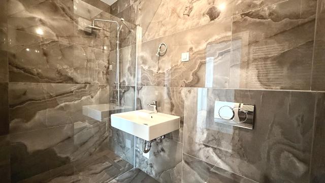 Poslovni prostor, Trosoban, Izdavanje, 70m2, Bulevar heroja sa Košara