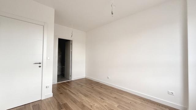 Poslovni prostor, Trosoban, Izdavanje, 70m2, Bulevar heroja sa Košara