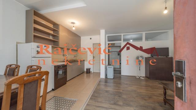 Stan, Jednoiposoban, Izdavanje, 41m2, Gornji grad, Zemun, Cara Dusana