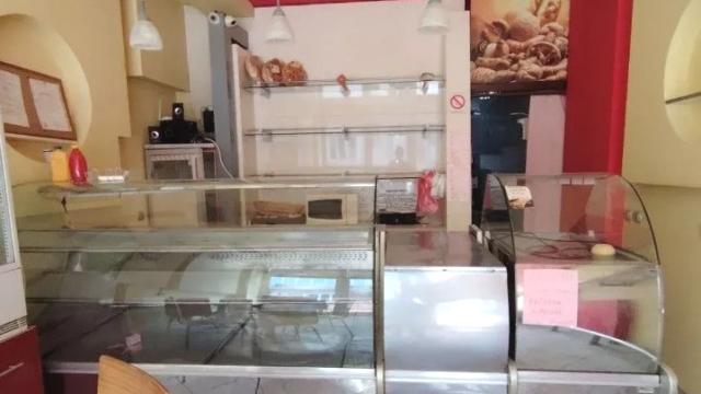 Poslovni prostor, Petosoban i veći, Prodaja, 160m2, Karadjordjeva