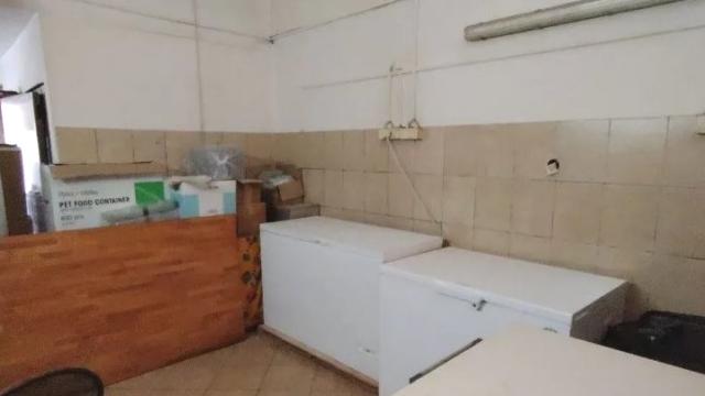 Poslovni prostor, Petosoban i veći, Prodaja, 160m2, Karadjordjeva