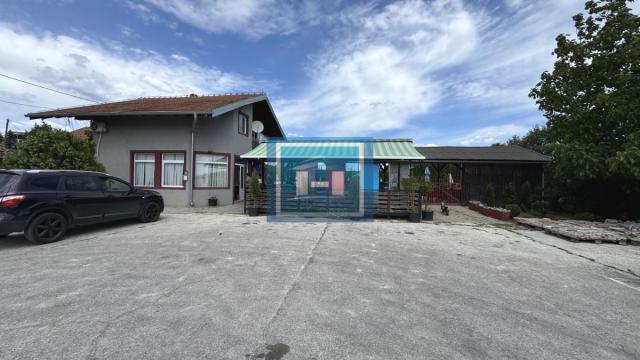 Poslovni prostor, Trosoban, Prodaja, 69m2, Ražanj