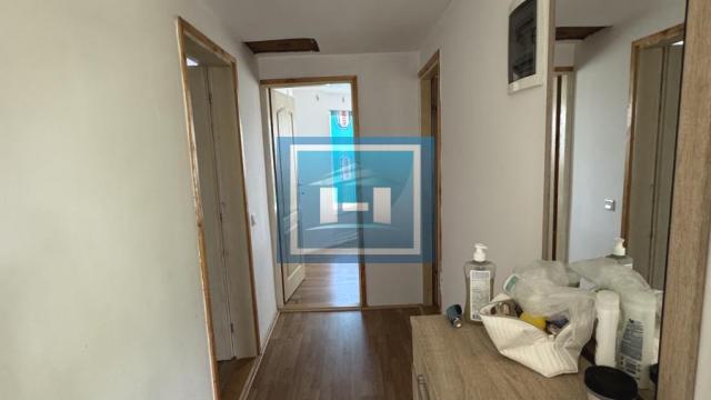 Poslovni prostor, Trosoban, Prodaja, 69m2, Ražanj