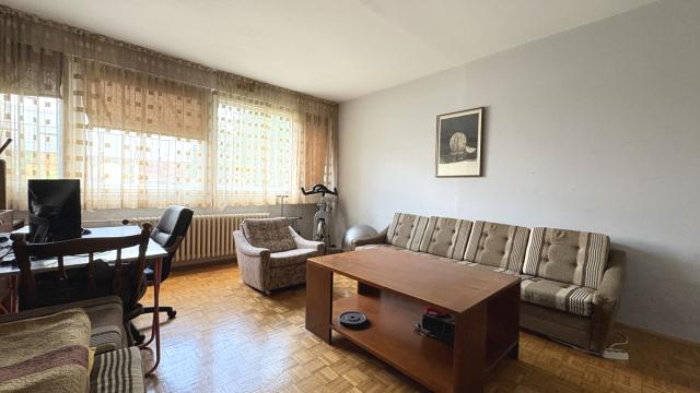 Stan, Dvosoban, Izdavanje, 62m2, Ustanička