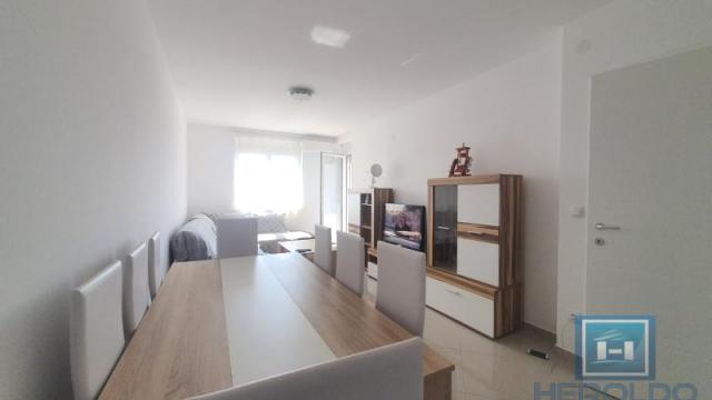 Stan, Jednoiposoban, Izdavanje, 44m2, Centar, Gradska lokacija, Jagodina