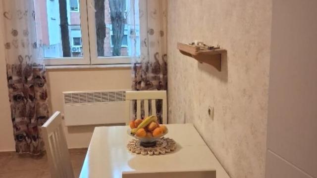 Stan, Dvosoban, Izdavanje, 52m2, Karaburma, Palilula, Salvadora Aljendea