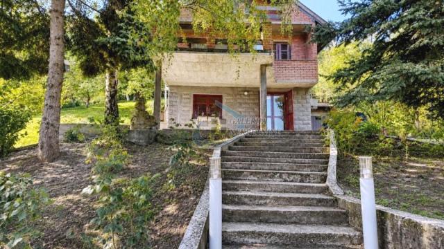 Kuća, četvoroiposoban, Prodaja, 192m2, Stari Slankamen, Okolno mesto, Vinogradarska