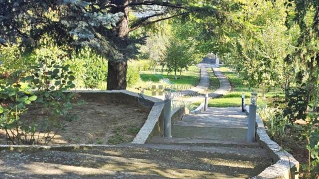 Kuća, četvoroiposoban, Prodaja, 192m2, Stari Slankamen, Okolno mesto, Vinogradarska
