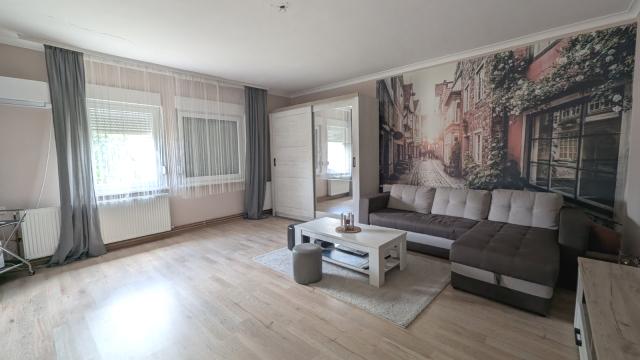 Kuća, Trosoban, Prodaja, 106m2, Palić, Okolno mesto, Creska