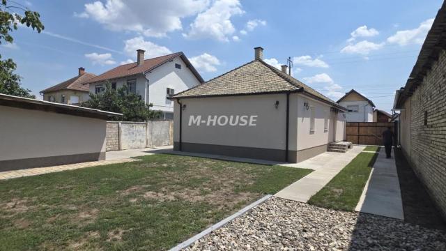 Kuća, četvorosoban, Prodaja, 107m2, Šikara, Gradska lokacija, Sombor