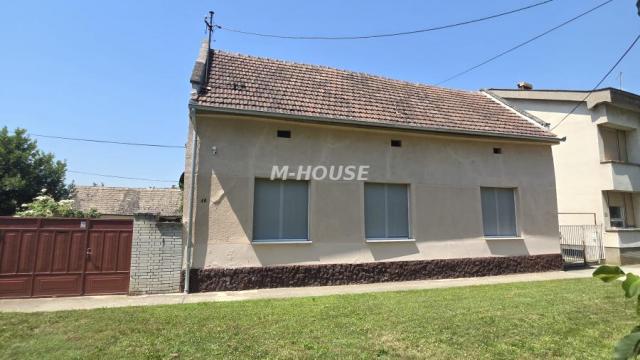 Kuća, četvorosoban, Prodaja, 273m2, Bezdan, Okolno mesto, Sombor