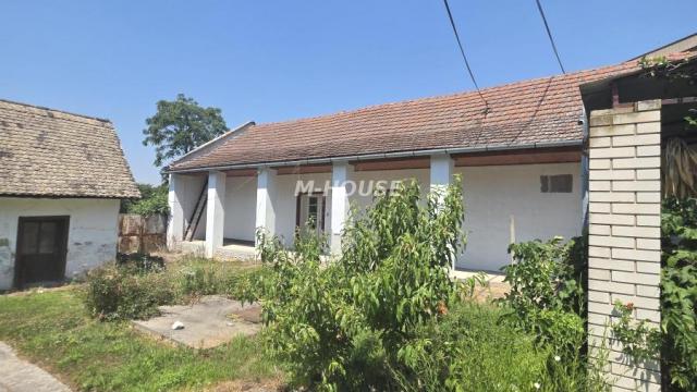Kuća, četvorosoban, Prodaja, 273m2, Bezdan, Okolno mesto, Sombor