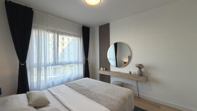 Stan, Dvosoban, Izdavanje, 54m2, BW Queen’s Park Residences