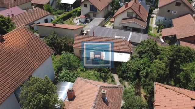 Kuća, Dvosoban, Prodaja, 80m2, Centar, Gradska lokacija, Jagodina