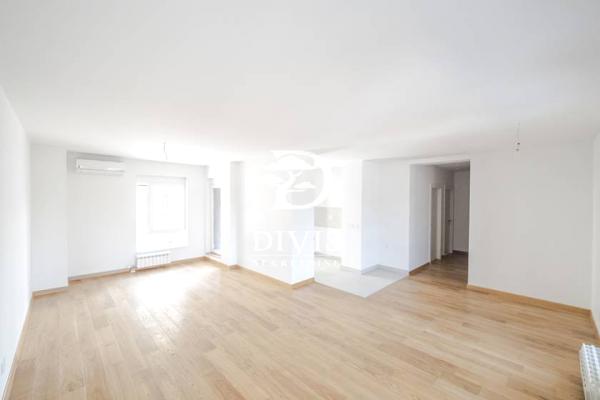prodaja, stanova,
beograd, 417570, trosoban-tosin-bunar