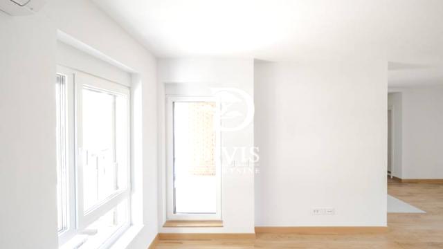 Stan, Trosoban, Prodaja, 84m2, Tošin bunar