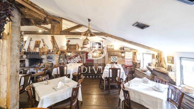 Poslovni prostor, Petosoban i veći, Prodaja, 286m2, Preradovićeva
