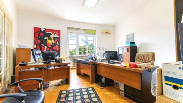 Stan, četvorosoban, Prodaja, 120m2, Andrićev venac, Stari grad, Andrićev venac