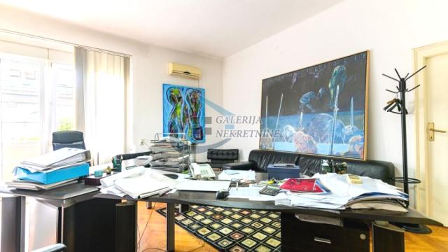 Stan, četvorosoban, Prodaja, 120m2, Andrićev venac, Stari grad, Andrićev venac