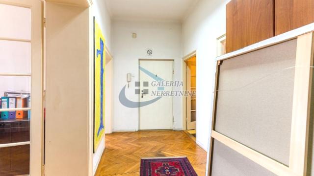 Stan, četvorosoban, Prodaja, 120m2, Andrićev venac, Stari grad, Andrićev venac