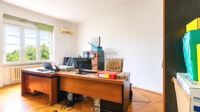 Stan, četvorosoban, Prodaja, 120m2, Andrićev venac, Stari grad, Andrićev venac