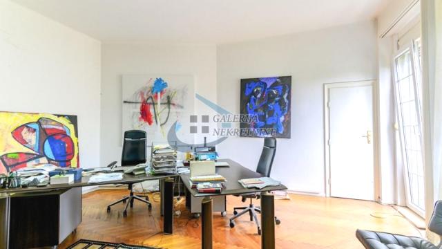 Stan, četvorosoban, Prodaja, 120m2, Andrićev venac, Stari grad, Andrićev venac