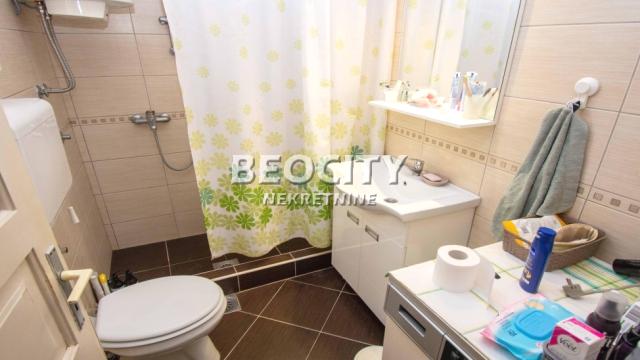 Kuća, Trosoban, Prodaja, 75m2, Batajnica, Zemun, Mladih gorana