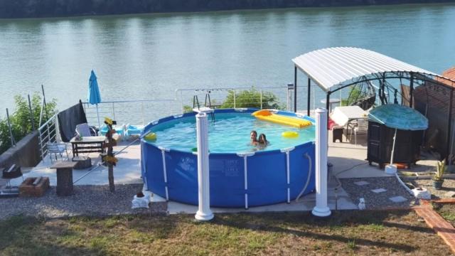 Kuća, Petosoban i veći, Prodaja, 150m2, Beljin, Okolno mesto, Beogradski put