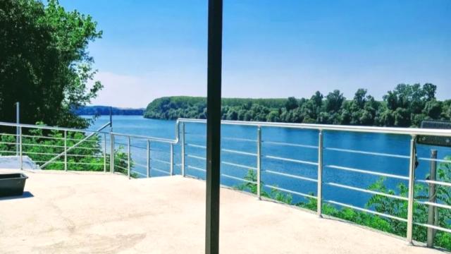 Kuća, Petosoban i veći, Prodaja, 150m2, Beljin, Okolno mesto, Beogradski put