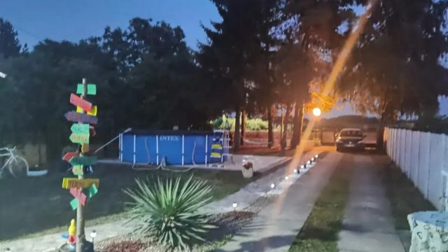 Kuća, Petosoban i veći, Prodaja, 150m2, Beljin, Okolno mesto, Beogradski put