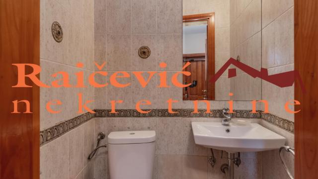 Stan, četvorosoban, Prodaja, 114m2, Centar, Stari grad, Vlajkoviceva