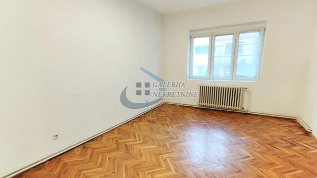 Stan, Trosoban, Prodaja, 106m2, Banovo brdo, Čukarica, Lješka