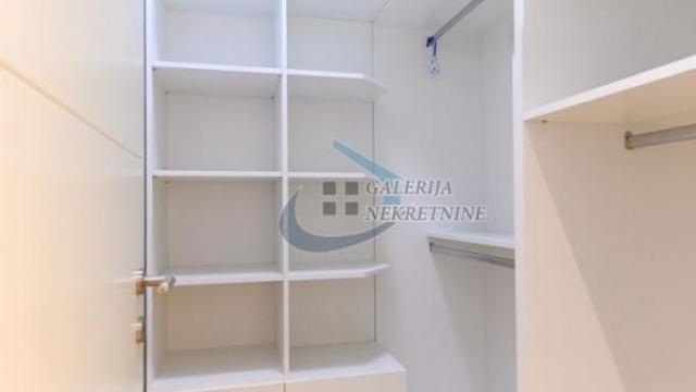 Stan, Trosoban, Prodaja, 69m2, Blok 65, Novi Beograd, Tadije Sondermajera