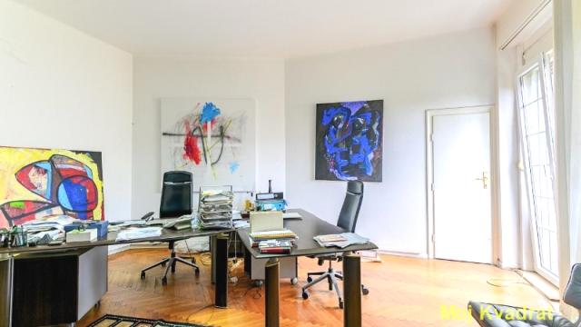 Stan, četvorosoban, Prodaja, 120m2, Andrićev venac, Stari grad, Andrićev venac