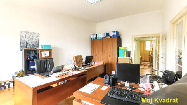 Stan, četvorosoban, Prodaja, 120m2, Andrićev venac, Stari grad, Andrićev venac