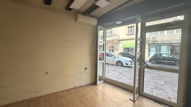 Poslovni prostor, Jednosoban, Izdavanje, 24m2, Kosovska