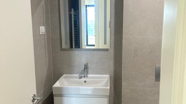 Stan, četvorosoban, Izdavanje, 120m2, Omladinskih brigada