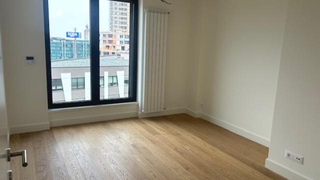 Stan, četvorosoban, Izdavanje, 120m2, Omladinskih brigada