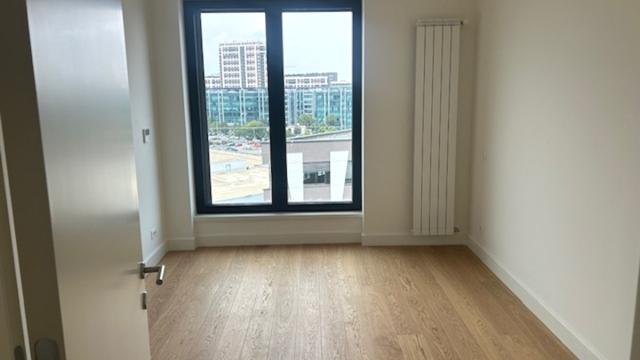 Stan, četvorosoban, Izdavanje, 120m2, Omladinskih brigada