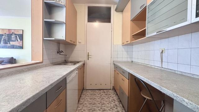 Stan, Trosoban, Prodaja, 79m2, Antifašističke borbe