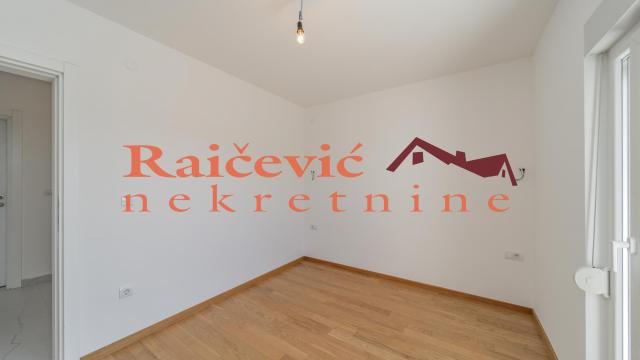 Stan, Trosoban, Prodaja, 81m2, Kaludjerica, Grocka, Kaludjerica