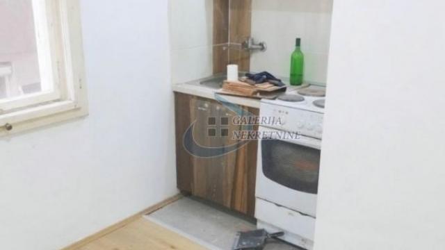 Stan, Jednoiposoban, Prodaja, 38m2, Kanarevo brdo, Rakovica, Borska